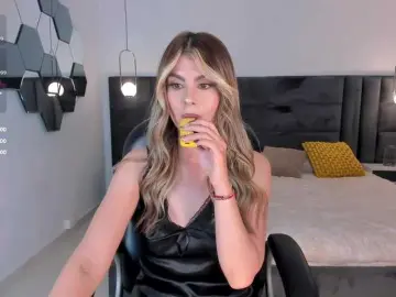 Bongacams Nude Webcam of MiaSilvaX