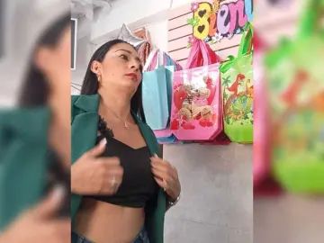Bongacams Sex Cam of Bella-152