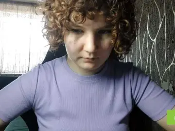 Bongacams Watch Live Sex Cams of CandyChollett