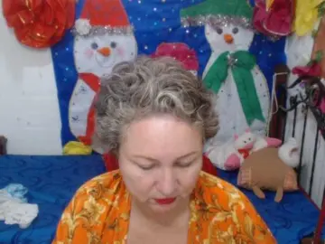 Bongacams Watch Live Sex Cams of LADYQUEEN520