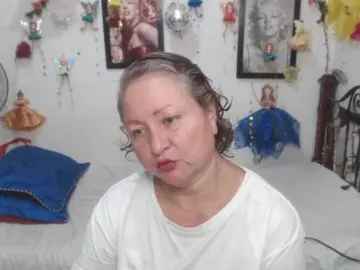 Bongacams Best Webcam of LADYQUEEN520