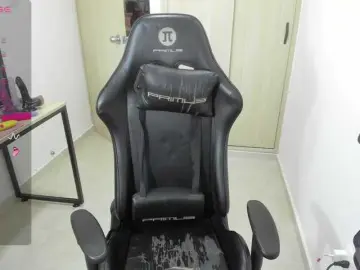 Bongacams Watch Live Sex Cams of Andylovense