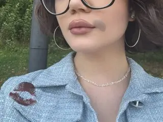 bb-Lisa