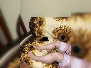 Bongacams Sex Cam of Donut-red