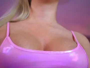 Bongacams Free Porn Cam of ElyssawetXX