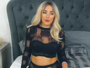 Bongacams Best live sex cam show of AlizNichols