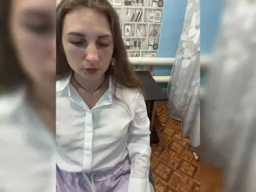 Bongacams Live Sex Cam of CreamRaspberrya