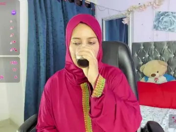 Bongacams Adult Video Chat of BadraSaadi