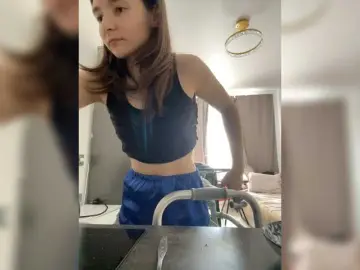 Bongacams Free Live Porn of Renaw