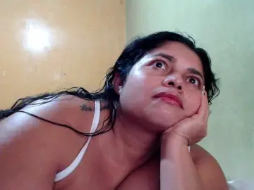 Bongacams Sex Chat of mia-naughty
