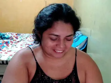 Bongacams Nude Webcam of mia-naughty