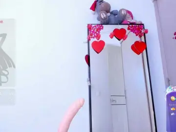 Bongacams Watch Live Sex Cams of AdairaWealth