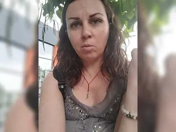 Bongacams Sex Cam of OpenGirl
