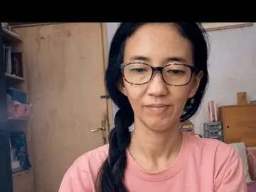 Bongacams Sex Chat of bee077