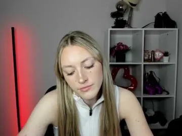Bongacams Watch Live Sex Cams of EvelynBlond
