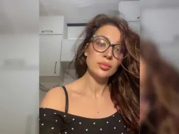 Bongacams Watch Live Sex Cams of Azilanomi