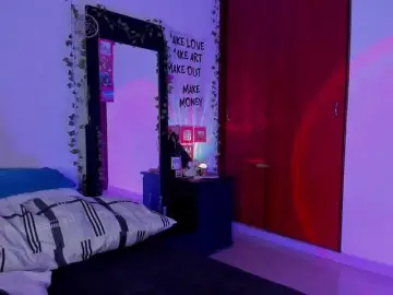 Bongacams Free Live Porn of littlekayla