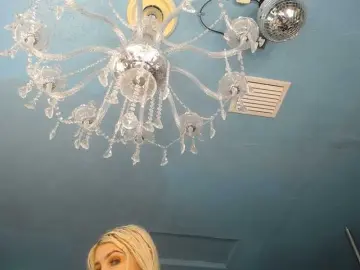 Bongacams Adult Video Chat of adrianna_fox