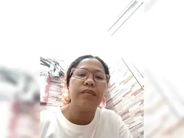 Bongacams Free Porn Cam of Chatty22