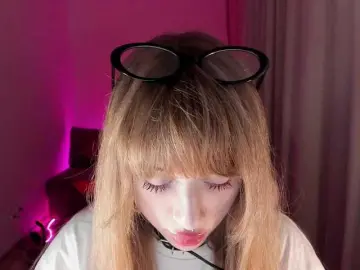 Bongacams Sex Cam of mnepohuyy