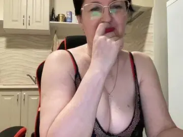 Bongacams Adult Video Chat of HotMilfPussy