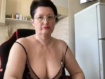 Bongacams Adult Video Chat of HotMilfPussy