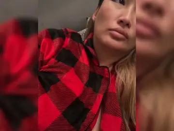Bongacams Live Sex Cam of Miledy001