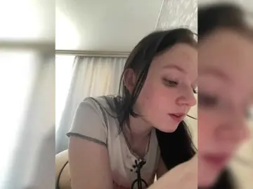 Bongacams Nude Webcam of Hotgirrrl