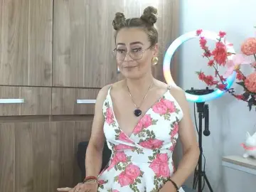 Bongacams Sex Cam of MAGHENTA