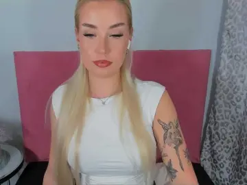 Bongacams Watch Live Sex Cams of KristyAngel