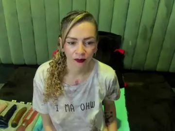 Bongacams Nude Webcam of AlaiaEvanss