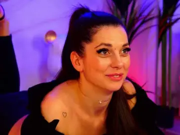 Bongacams Best live sex cam show of EllyLynn