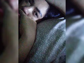 Bongacams Free Porn Cam of XXhornywetprincess99XX