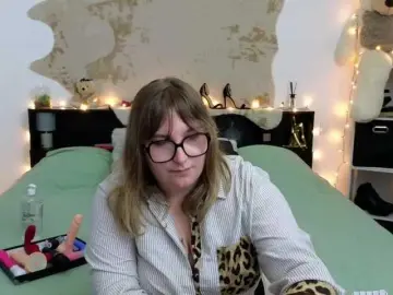 Bongacams Live Porn of ElvinnaLaFrancaise