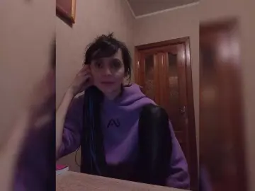 Bongacams Live Sex Cam of Hellenalonenochka