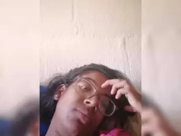 Bongacams Live Sex Cam of IndianBeaut