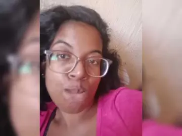 Bongacams Sex Cam of IndianBeaut