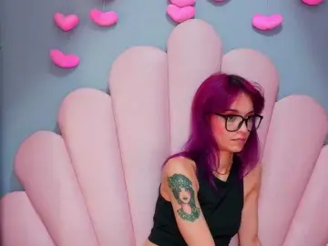 Bongacams Private Sex Chat of LUCYMILLER
