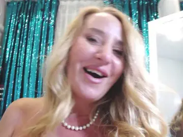 Bongacams Free Porn Cam of EvelynDreamy