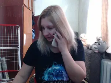 Bongacams Live Sex Cam of BustyBlondy