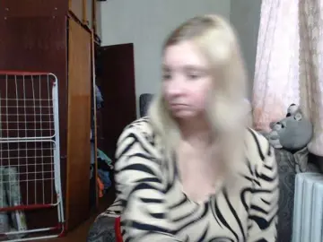 Bongacams Live Porn of BustyBlondy