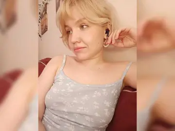 Bongacams Nude Webcam of Tikoffka