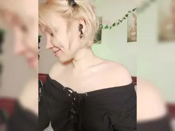 Bongacams Live Sex Cam of Tikoffka