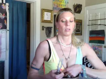 Bongacams Free Porn Cam of mylfGlama