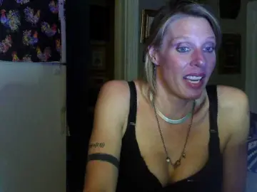 Bongacams Private Sex Chat of mylfGlama