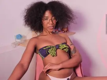 Bongacams Live Sex of CarolineS