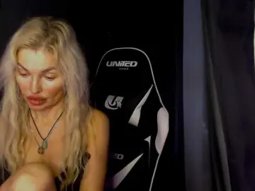 Bongacams Watch Live Sex Cams of Margo77-1