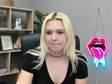 Bongacams Live Sex Cam of SweetLilyxo