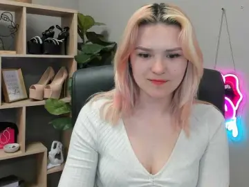 Bongacams Live Sex Cam of SweetLilyxo