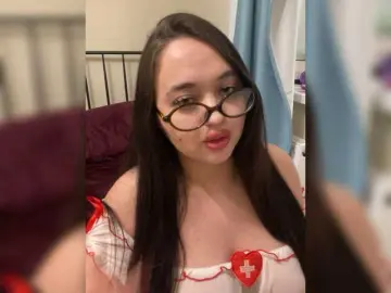 Bongacams Watch Live Sex Cams of Angelok03